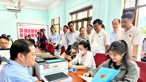 Tăng cường sự lãnh đạo của Đảng đối với việc thực hiện trách nhiệm giải trình trong hoạt động công vụ