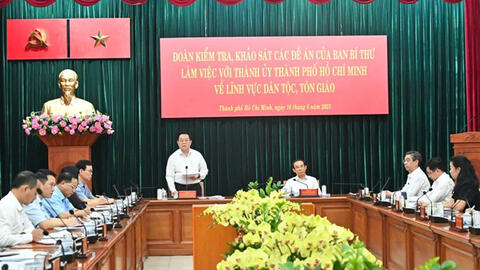 Trưởng Ban Tuyên giáo và Dân vận Trung ương Nguyễn Trọng Nghĩa làm việc với Thành ủy thành phố Hồ Chí Minh về lĩnh vực dân tộc, tôn giáo