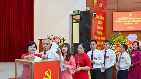 Phát huy trí tuệ, đoàn kết, dân chủ, đổi mới trong công tác tổ chức đại hội đảng bộ cấp cơ sở của Đảng bộ các cơ quan Đảng Trung ương, nhiệm kỳ 2025 - 2030