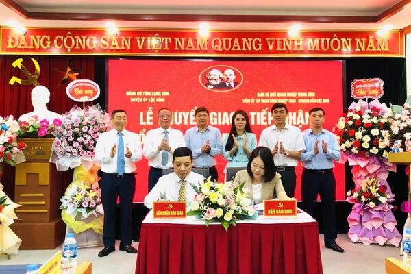 Quy trình chuyển giao, tiếp nhận tổ chức đảng